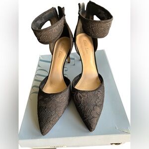 Essex Lane Brown Lace Pointed-Toe Ankle-Strap Heels